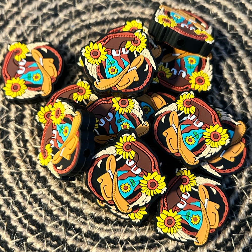Country Theme Focal Silicone Beads